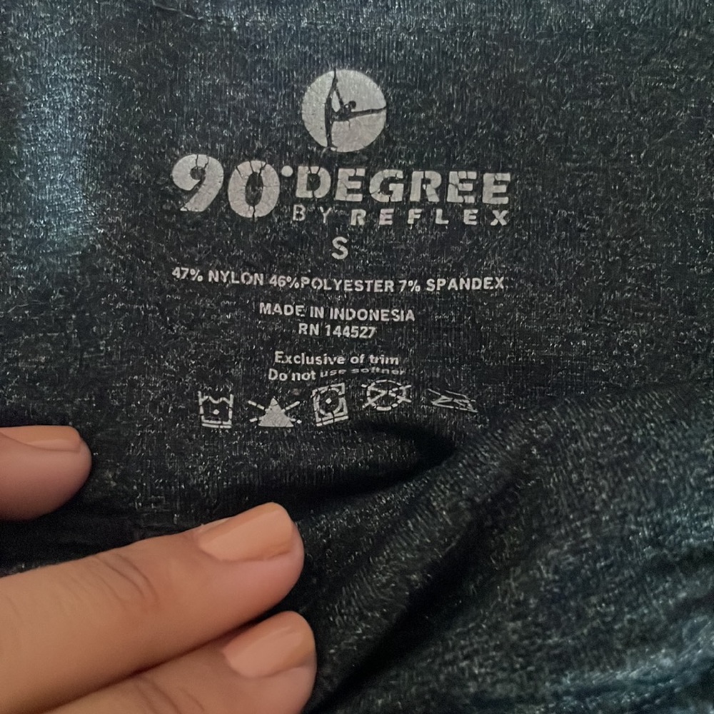 WORKOUT LEGGINGS - Picture 2 of 3